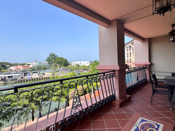 CASA DEL RIO RESIDENCES