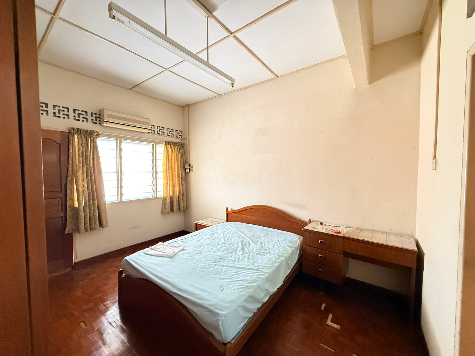 Taman Nam Yang Ujong Pasir Double Storey Terrace For Sale