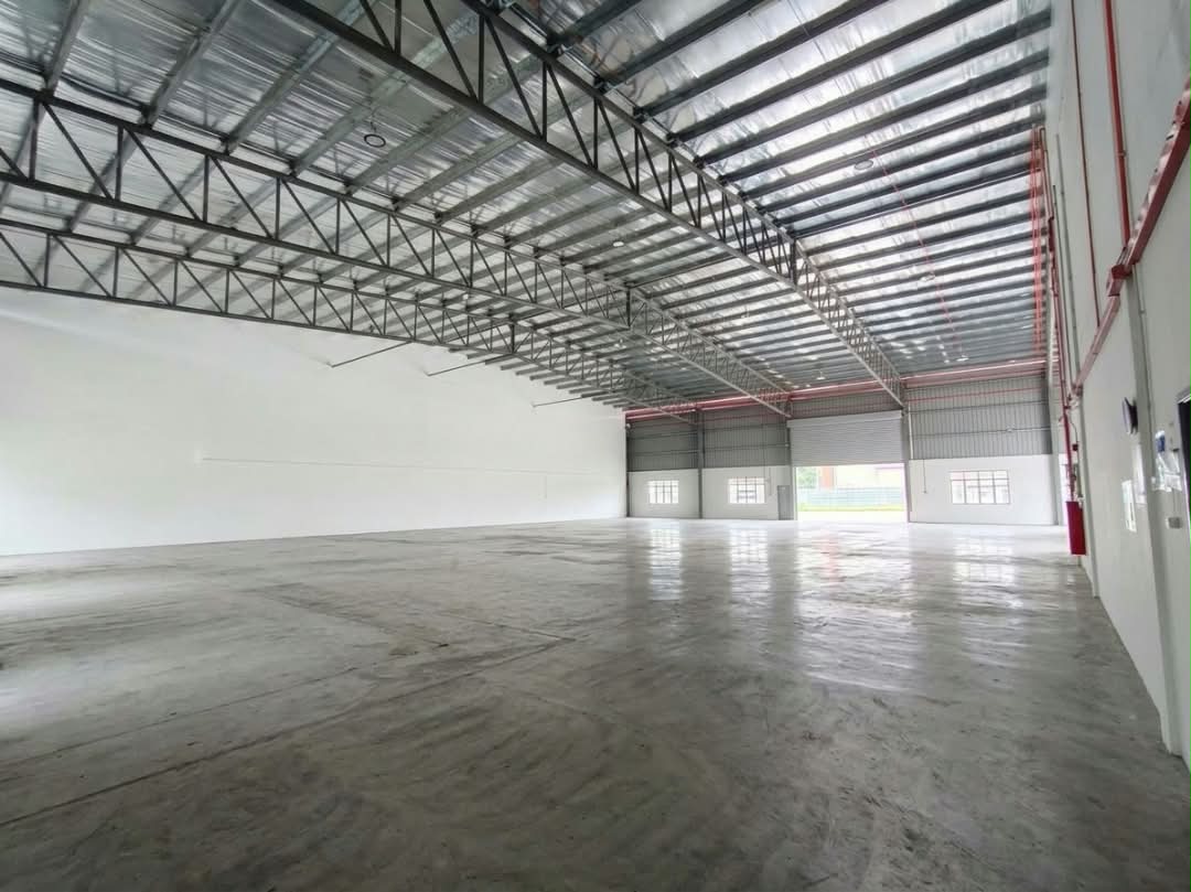WhatsApp Image 2026-10-04 at 3.53.24 PM (2) Bukit Rambai Detached Factory For Rent