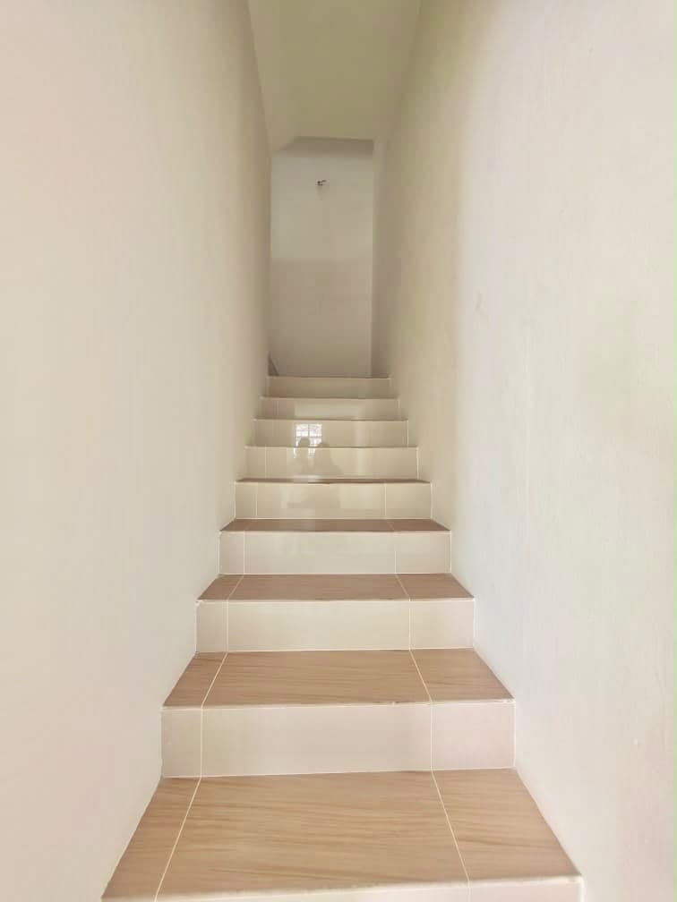 Kampung Lapan 2.5 Storey Terrace House For Sale – Newly Renovated