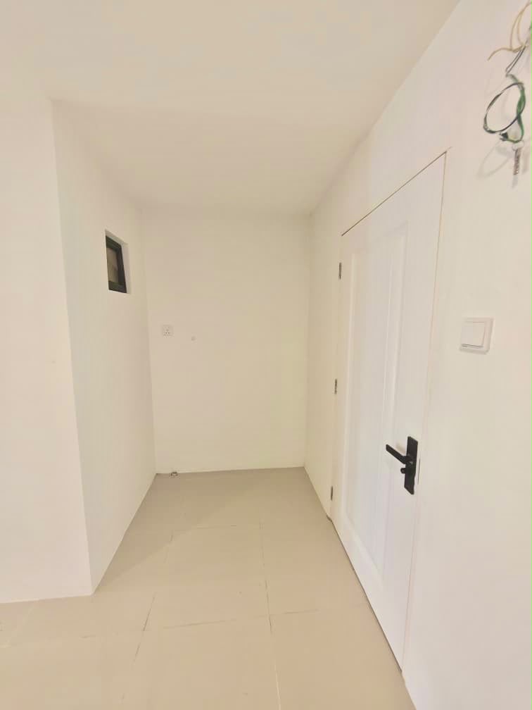 Kampung Lapan 2.5 Storey Terrace House For Sale – Newly Renovated