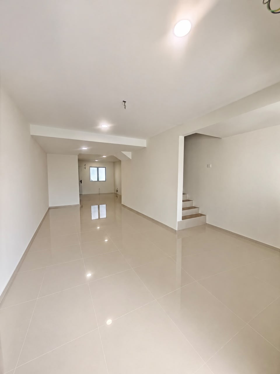 Kampung Lapan 2.5 Storey Terrace House For Sale – Newly Renovated